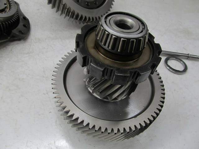 2013-2017 CHEVY TRAVERSE OEM FRONT DIFFERENTIAL CARRIER DRIVE GEAR PINION SET 