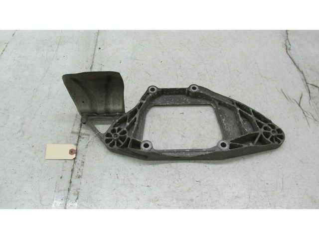 2009-2012 AUDI Q5 8R OEM REAR DIFFERENTIAL DIFF MOUNTING BRACKET 8K0599287 