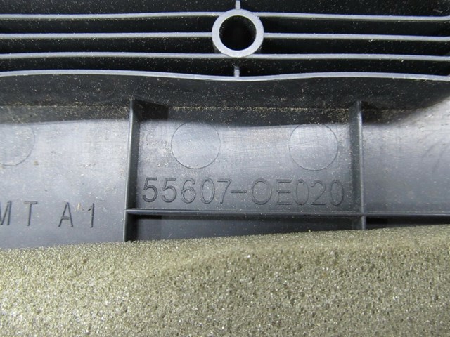 2004-2009 LEXUS RX350 RX330 OEM LEFT FRONT COVER PANEL 55607-0E020