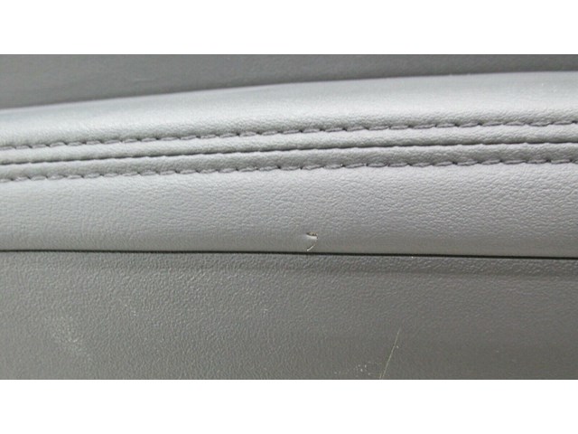 2004-2009 TOYOTA PRIUS OEM RIGHT FRONT PASSENGER DOOR PANEL 