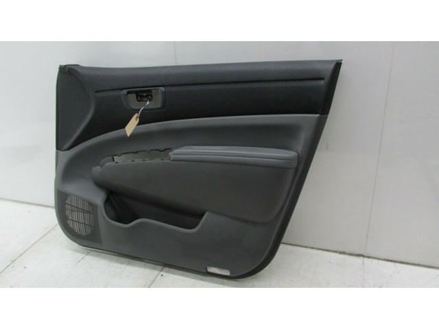 2004-2009 TOYOTA PRIUS OEM RIGHT FRONT PASSENGER DOOR PANEL 