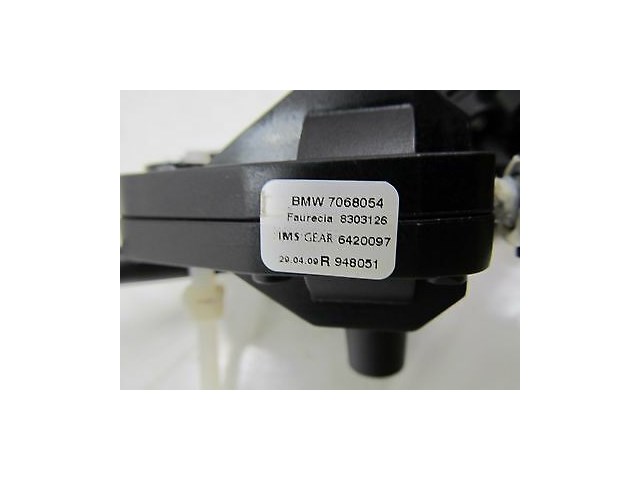 2008-2010 BMW 535i E60 OEM RIGHT FRONT PASSENGER SIDE UPPER BACK REST MOTOR UNIT