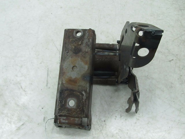 2004-2007 VOLKSWAGEN TOUAREG OEM FRONT CENTER E-BRAKE SUPPORT BRACKET 