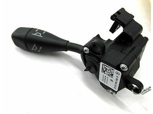 2006-2009 MERCEDES R350 W251 OEM STEERING WHEEL / COLUMN HEIGHT ADJUSTMENT LEVER