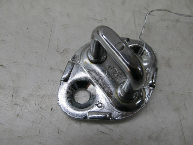  2002-2006 LEXUS SC430 OEM RIGHT PASSENGER SIDE DOOR LOCK LATCH CATCH HOOK 