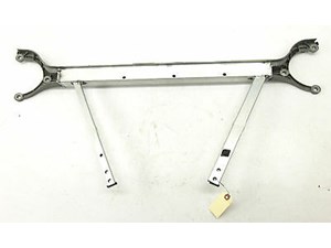 2004-2006 AUDI A8 L QUATTRO D3 OEM STRUT BAR TOWER BRACE / CROSS-MEMBER BRACKET