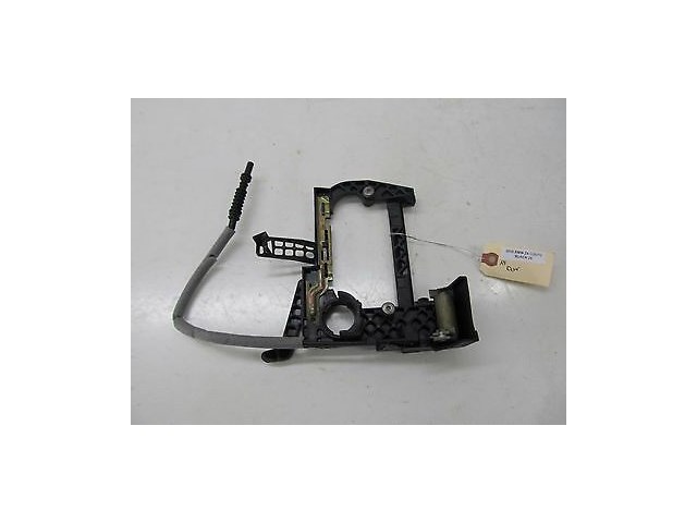 2005-2008 BMW Z4 E86 E85 OEM RIGHT FRONT DOOR HANDLE BEZEL 