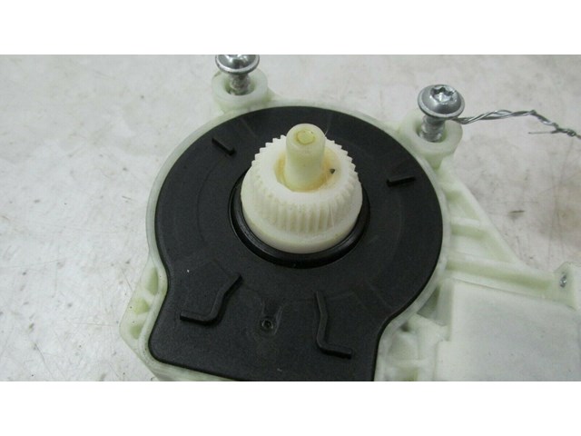 2013-2018 FORD FOCUS ST OEM LEFT REAR DOOR WINDOW MOTOR   