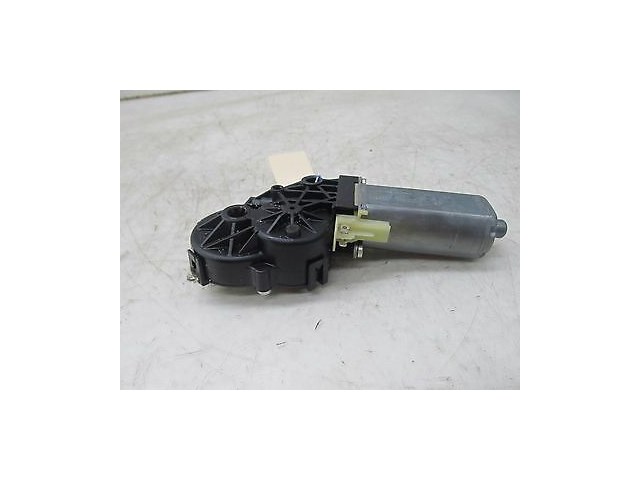 2008-2013 VOLKSWAGEN GTI MK6 OEM LEFT FRONT DRIVERS SIDE RECLINE MOTOR