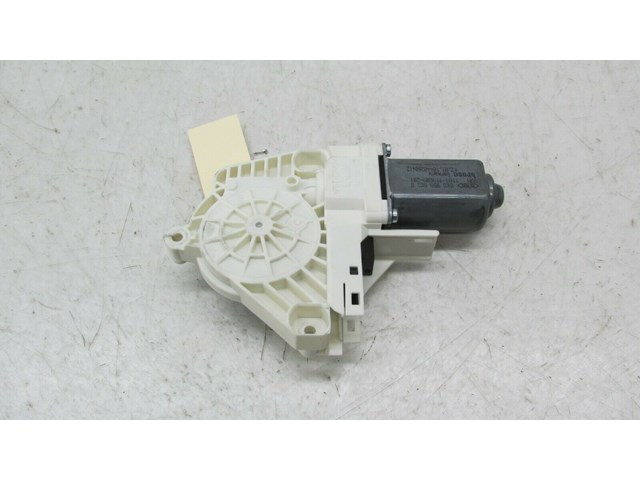 2009-2012 AUDI Q5 8R OEM RIGHT FRONT PASSENGER DOOR WINDOW MOTOR  
