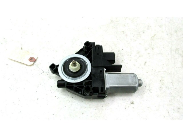 2011-2018 DODGE JOURNEY OEM RIGHT FRONT DOOR WINDOW MOTOR  