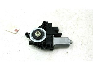 2011-2018 DODGE JOURNEY OEM RIGHT FRONT DOOR WINDOW MOTOR  