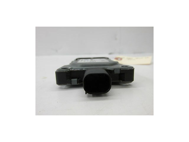 2003-2006 MERCEDES BENZ E500 W211 OEM AIR POLLUTANT SENSOR 2118300472