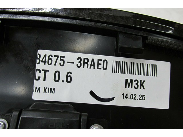 2014-2016 KIA CADENZA OEM FRONT CENTER CONSOLE STORAGE AUX USB PORT 