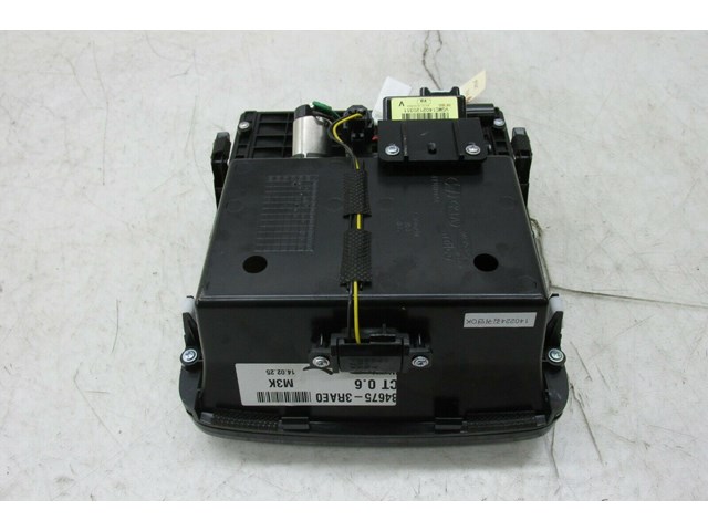 2014-2016 KIA CADENZA OEM FRONT CENTER CONSOLE STORAGE AUX USB PORT 