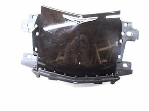 2013-2016 CADILLAC SRX OEM FRONT CENTER STORAGE BOX WITH 12 VOLT OUTLET 22896639