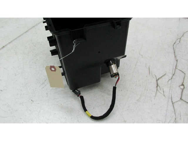   2014-2016 KIA CADENZA OEM CENTER CONSOLE STORAGE COMPARTMENT ASSEMBLY  