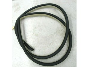 2010-2012 LINCOLN MKZ OEM LEFT FRONT DOOR INNER ON BODY WHETHER STRIP SEAL 