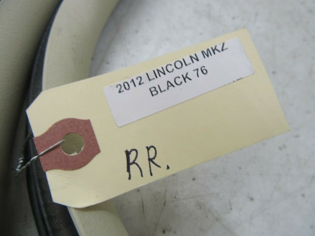2010-2012 LINCOLN MKZ OEM RIGHT REAR DOOR INNER ON BODY WHETHER STRIP SEAL 