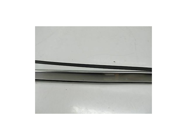 2012-2014 ACURA TL UA8 OEM RIGHT REAR DRIVER SIDE WINDOW DOOR EXTERIOR MOLDING