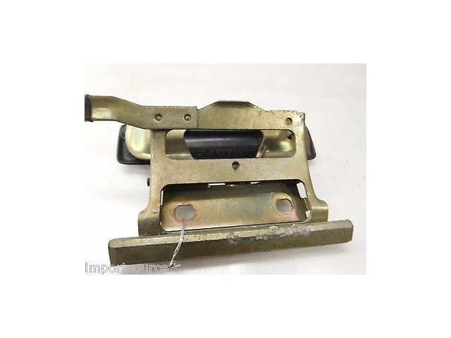 1985-1992 BMW 325i E30 OEM RIGHT FRONT PASSENGER EXTERIOR DOOR HANLDE