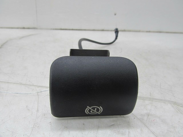 V2003-2007 CHEVY SILVERADO OEM LEFT FRONT PARKING RELEASE LATCH LEVER 