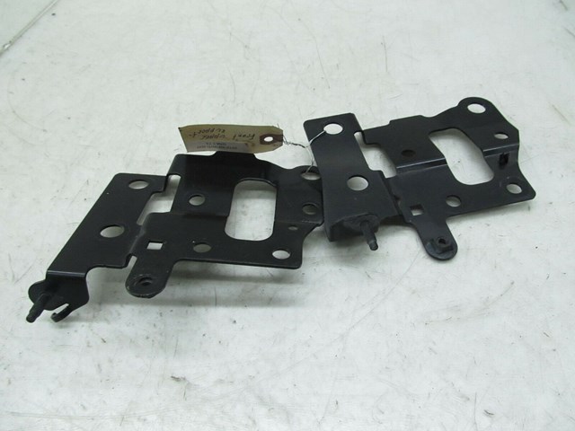 2005-2009 SAAB 9-5 OEM FRONT UPPER SUPPORT BRACKETS 