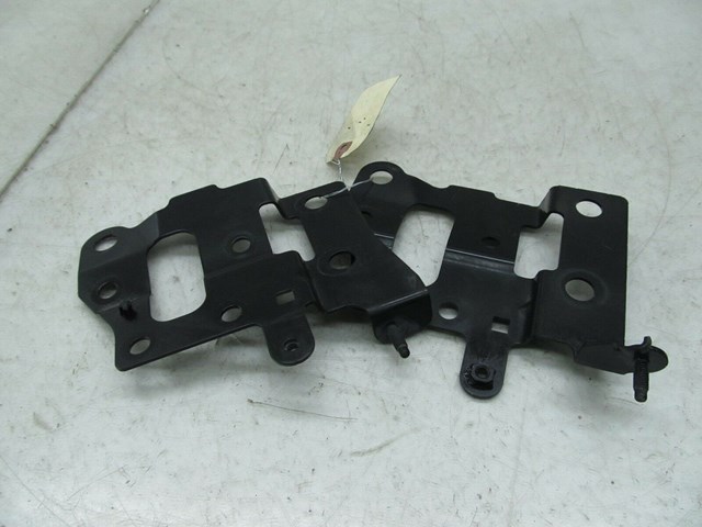 2005-2009 SAAB 9-5 OEM FRONT UPPER SUPPORT BRACKETS 
