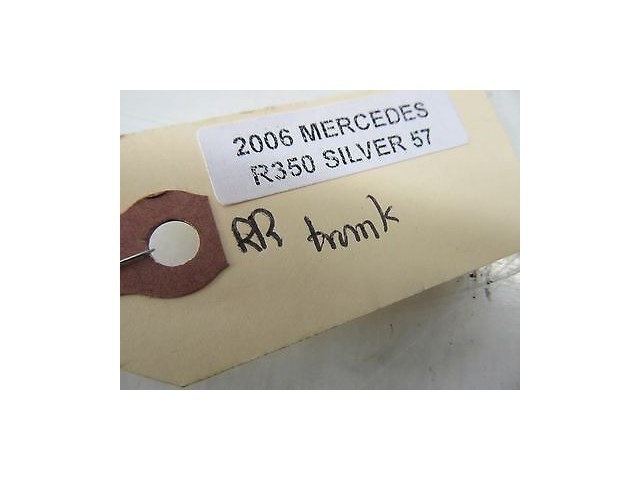 2006-2009 MERCEDES R350 W251 OEM TOP RIGHT HATCH HINGE COVER A2516930430