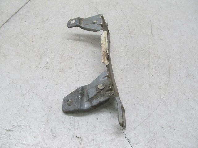 2003-2006 MERCEDES E500 W211 OEM LEFT FRONT FENDER SUPPORT BRACKET