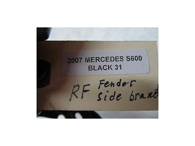 2007-2009 MERCEDES S600 W221 OEM RIGHT FRONT FENDER BRACKET MOUNT PAIR (2)
