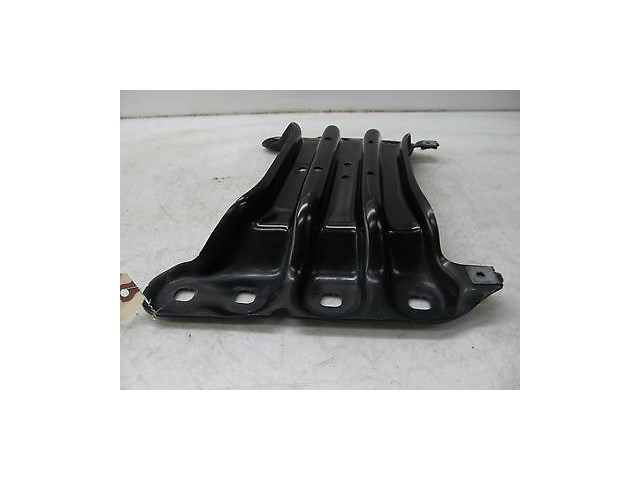 2007-2009 MERCEDES S600 W221 OEM FRONT GEARBOX BRACKET MOUNT A2212422101