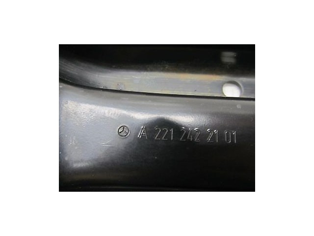 2007-2009 MERCEDES S600 W221 OEM FRONT GEARBOX BRACKET MOUNT A2212422101