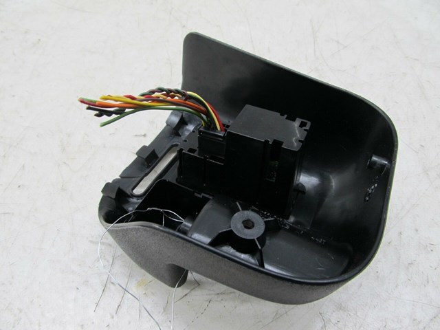 2003-2004 LAND ROVER DISCOVERY OEM REAR VOLUME MODE HEADPHONES CONTROL ASSY