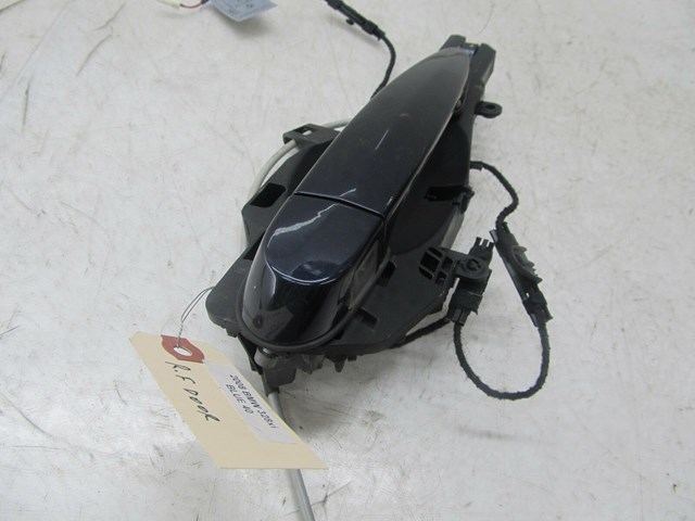 2007-2010 BMW 328xi E90 OEM RIGHT FRONT PASSENGER SIDE DOOR HANDLE ILLUMINATED