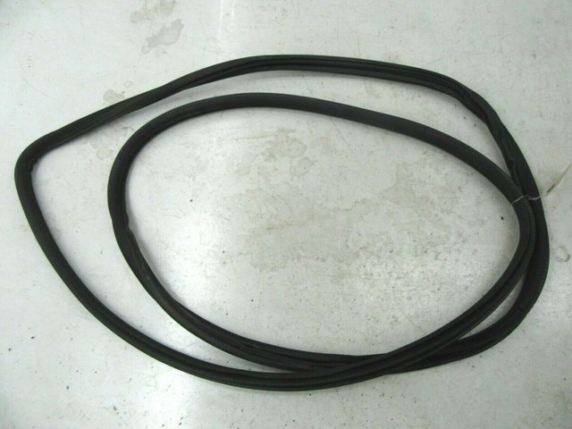 2013-2018 INFINITI QX60 JX35 OEM RIGHT FRONT PASSENGER SIDE DOOR INNER SEAL