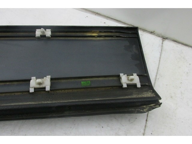 2003-2006 RANGE ROVER HSE OEM LEFT FRONT SIDE DOOR MOULDING