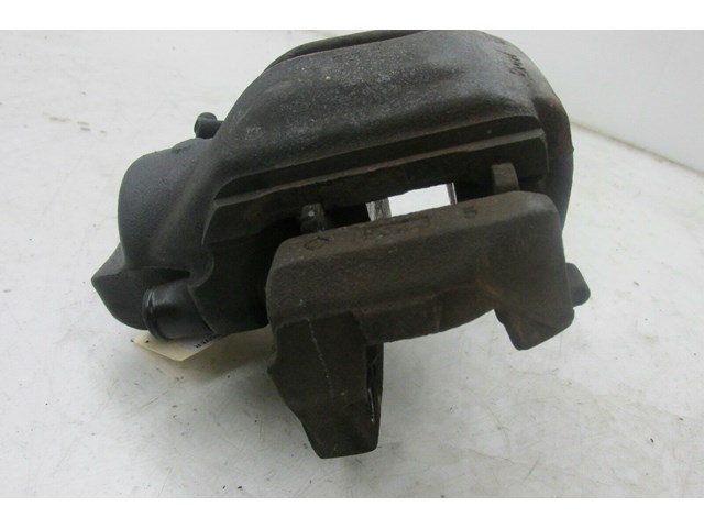 2003-2006 RANGE ROVER HSE OEM RIGHT FRONT BRAKE CALIBER 