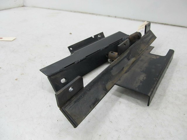 2007-2012 MERCEDES GL450 X164 OEM LEFT SIDE STEP BRACKET SUPPORT HOLDERS 