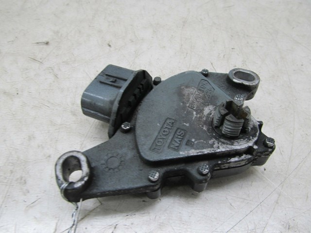  2004-2007 LEXUS RX350 OEM TRANSMISSION GEAR SELECTOR 