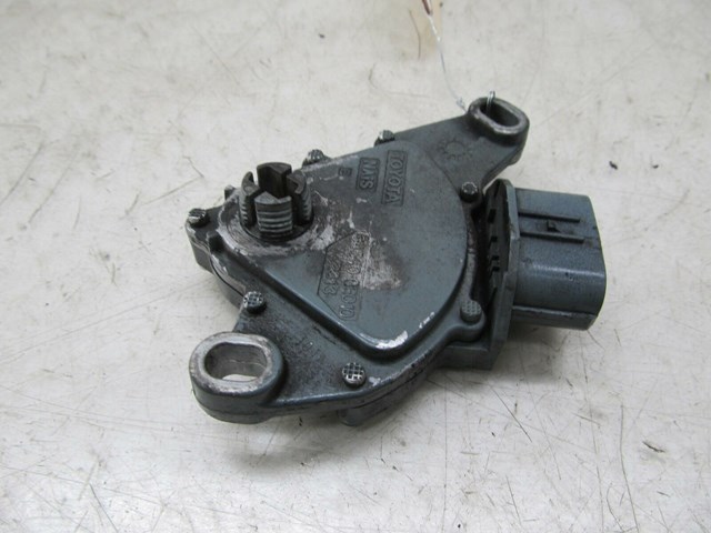  2004-2007 LEXUS RX350 OEM TRANSMISSION GEAR SELECTOR 