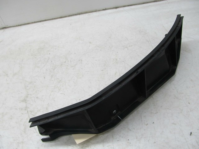 2006-2013 VOLVO C70 T5 OEM LEFT REAR DRIVER SIDE BUMPER MOUNTING BRACKET