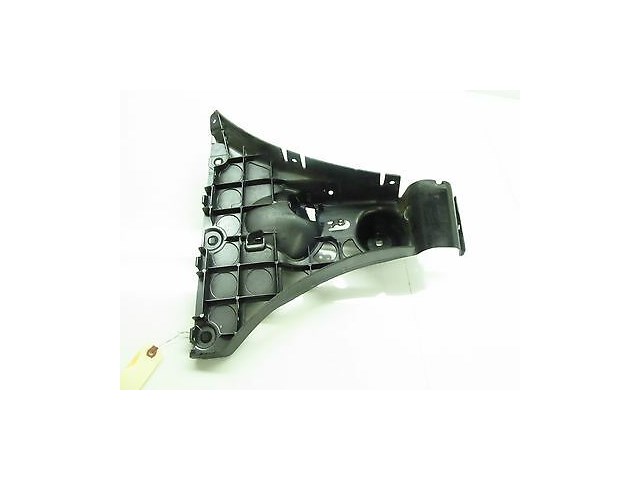 2004-2005 BMW 525i 530i E60 OEM RIGHT REAR BUMPER HOLDER GUIDE BRACKET 7033716