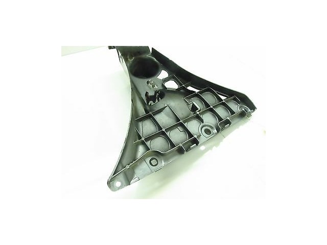 2004-2005 BMW 525i 530i E60 OEM RIGHT REAR BUMPER HOLDER GUIDE BRACKET 7033716