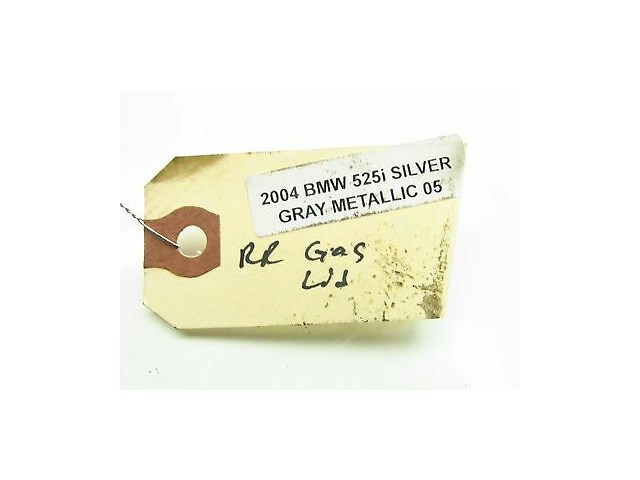 2004-2005 BMW 525i 530i E60 OEM FUEL GAS DOOR LID FLAP COVER ASSEMBLY 7034279