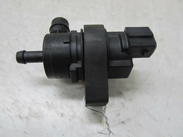  2003-2006 RANGE ROVER HSE OEM FUEL TANK BREATHER 