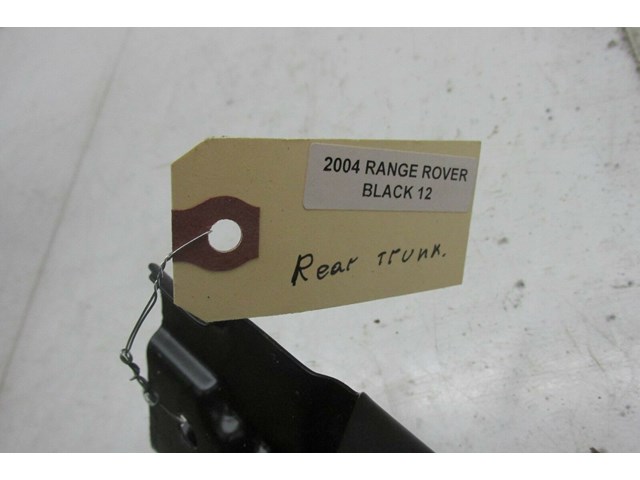 2003-2006 RANGE ROVER HSE OEM LOWER TAILGATE COVER PANEL 