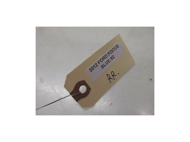 2012-2014 FORD FOCUS OEM RIGHT REAR PASSENGERS DOOR GARNISH PILLAR 