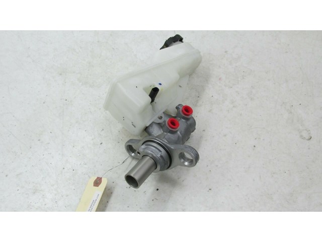 2017-2019 BUICK LACROSSE OEM MASTER BRAKE CYLINDER WITH RESERVOIR  