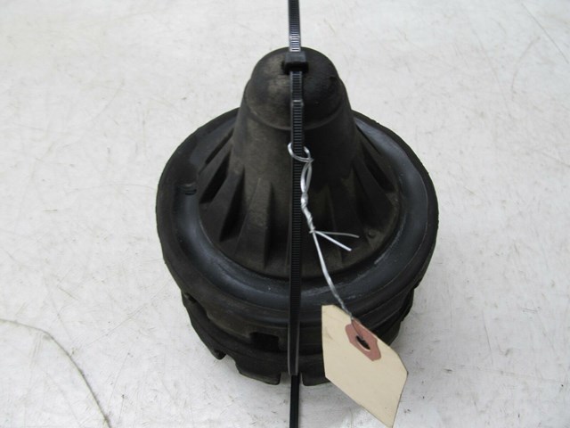 2009-2012 INFINITI FX35 OEM REAR SUSPENSION SPRING BUSHINGS PAIR 